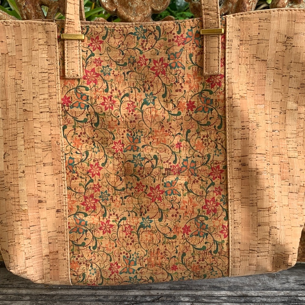 Elegant Floral Cork Tote Bag - Picture 2 of 16